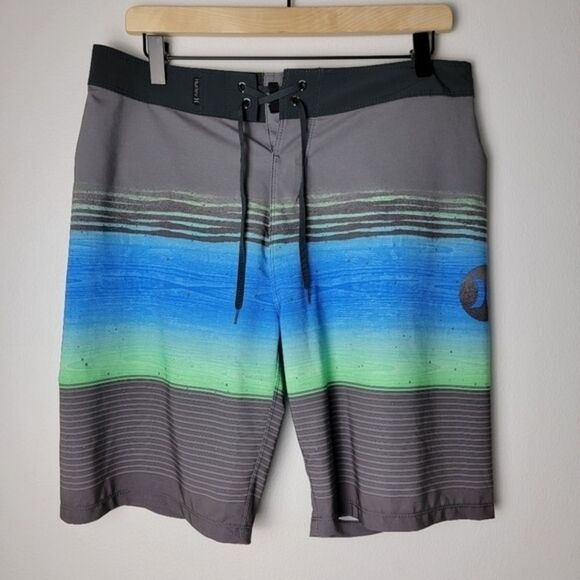 Hurley Men’s Phantom Gray Blue Green Overspray 20” Board Shorts Size 30 - Picture 3 of 15